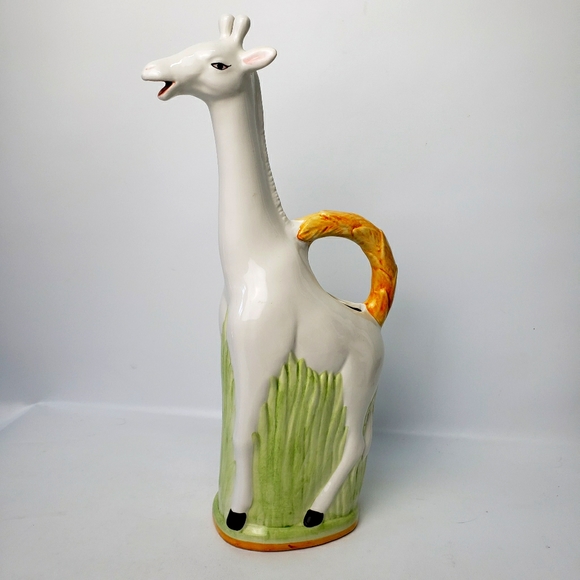 Other - Giraffe Jug Hand Painted Made in Italy Water Jug